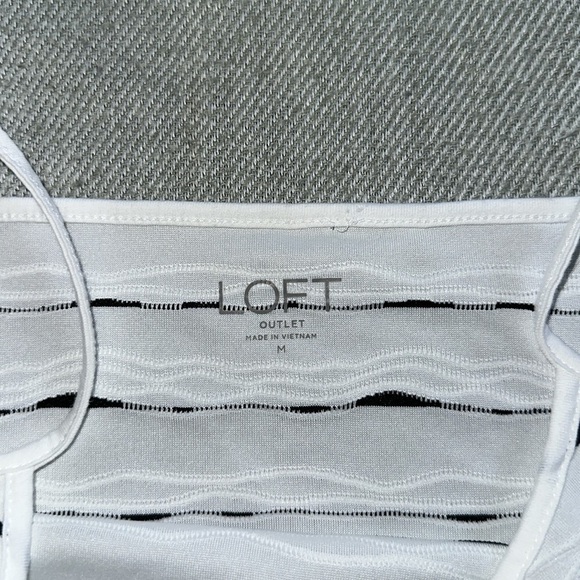 NWT LOFT  Tank/Cami - Picture 3 of 5